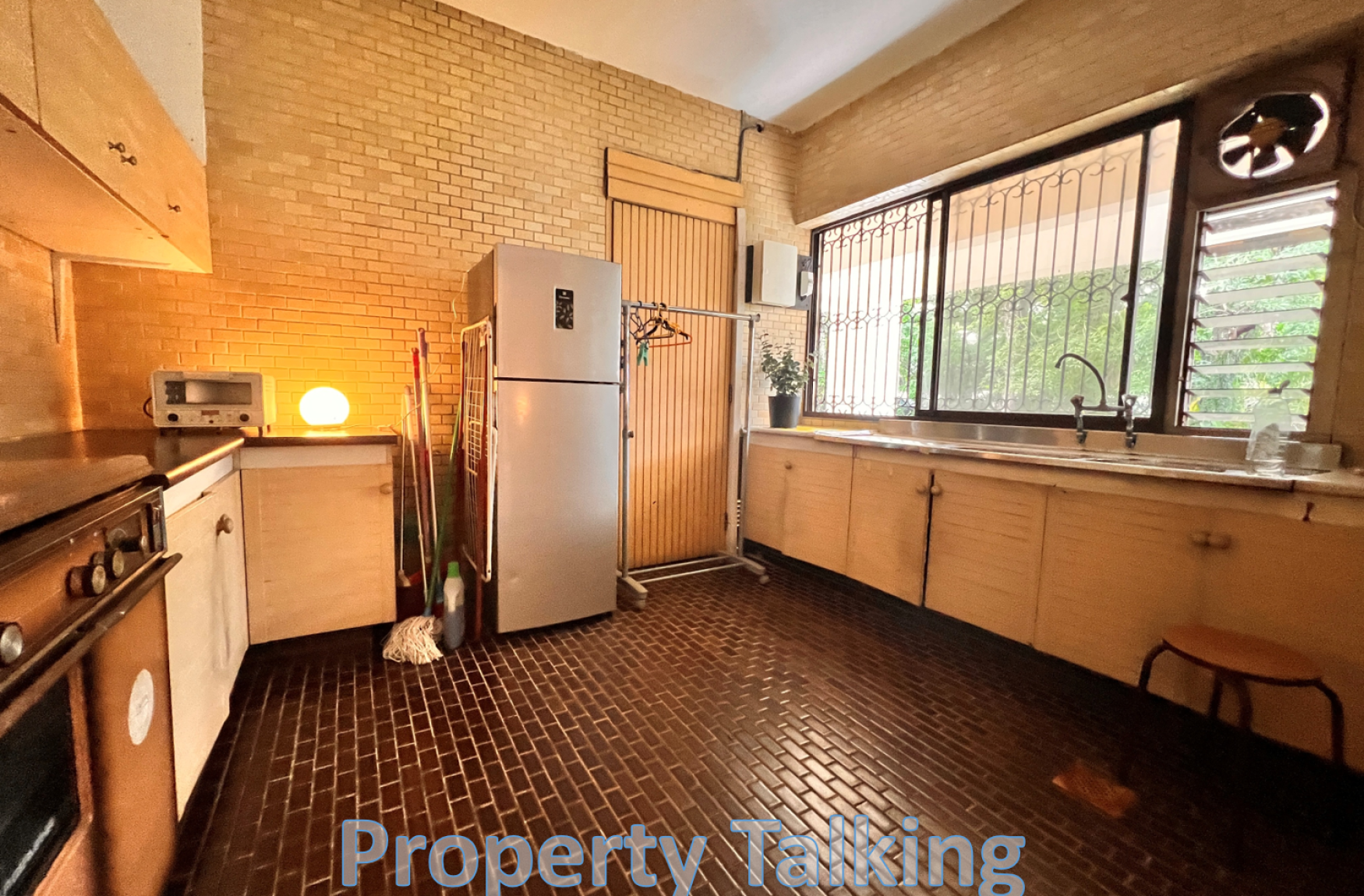 wet kitchen
